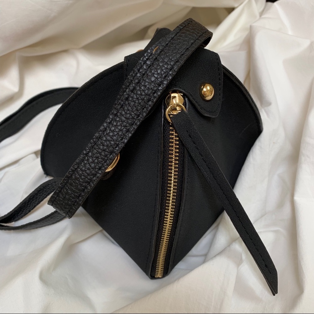 NEW Triangle Tote Bag Crossbody - Picture 4 of 4